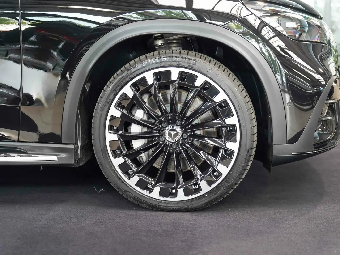 Mercedes-Benz EQE SUV EQE SUV 350 4M AMG Line Premium+ AIRMATIC AHK TV Schwarz - 2