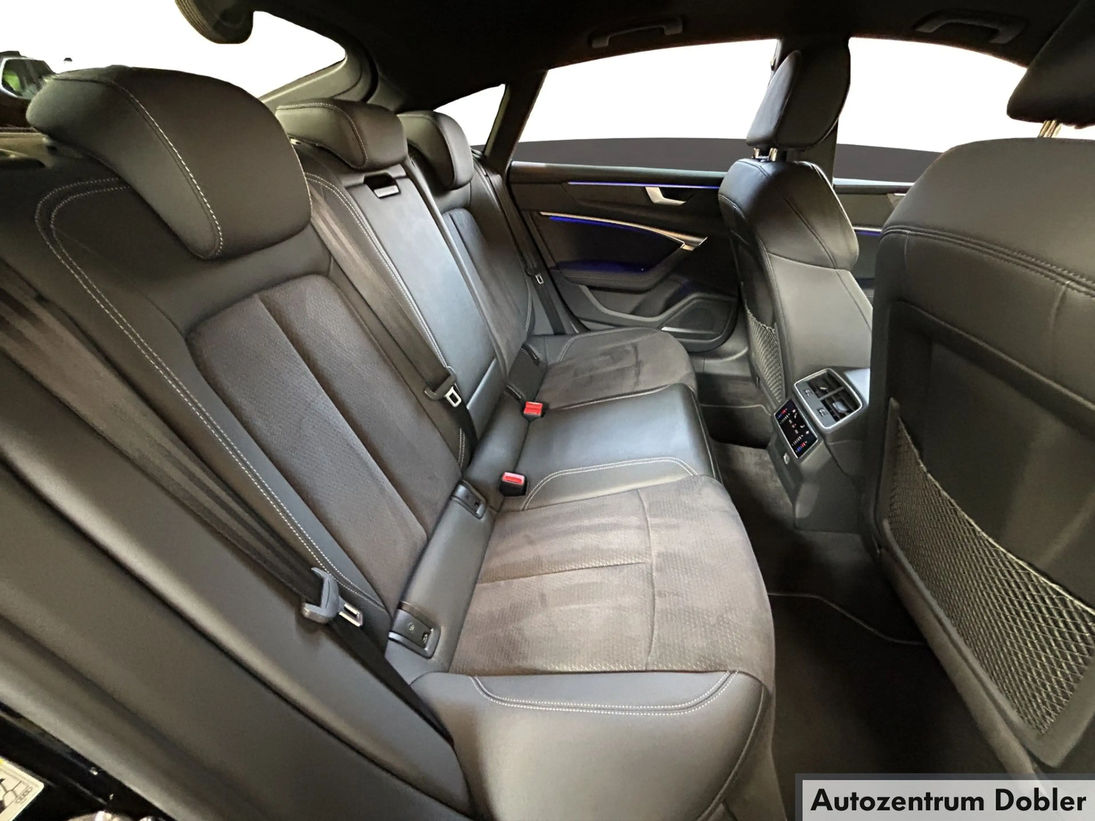 Audi A7 Sportback 50 TFSIe quattro S-Line Glasdach B+O — photo 11