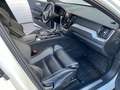 Volvo XC60 B4 R-Design AWD Geartronic Weiß - thumbnail 9
