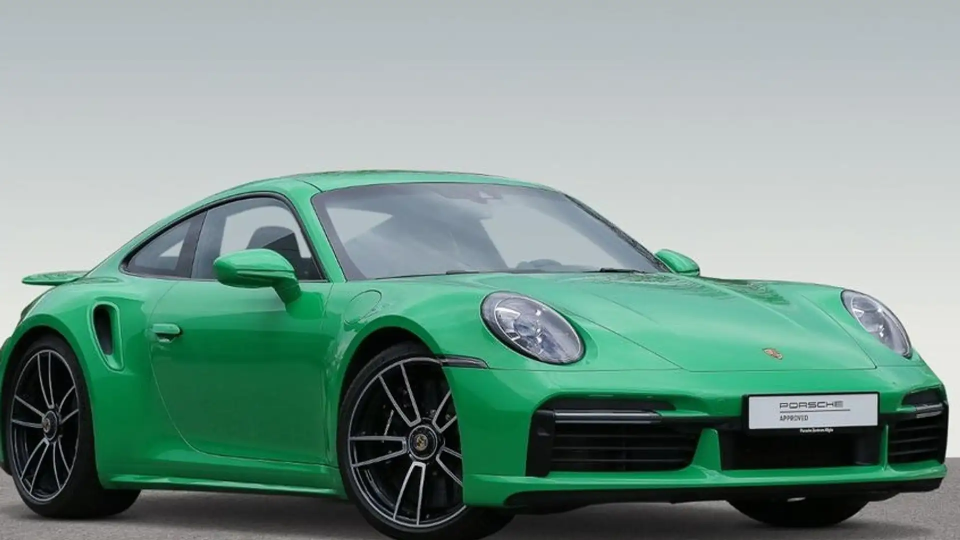 Porsche 992 Turbo S Coupé PDK Verde - 1