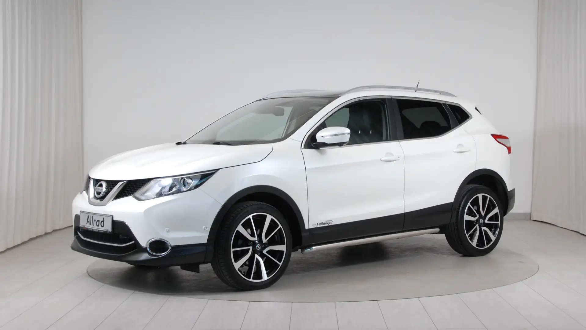 Nissan Qashqai Tekna 1.6 dCi 4x4 *Navi, Sitzh, LED-Scheinw.* Weiß - 2