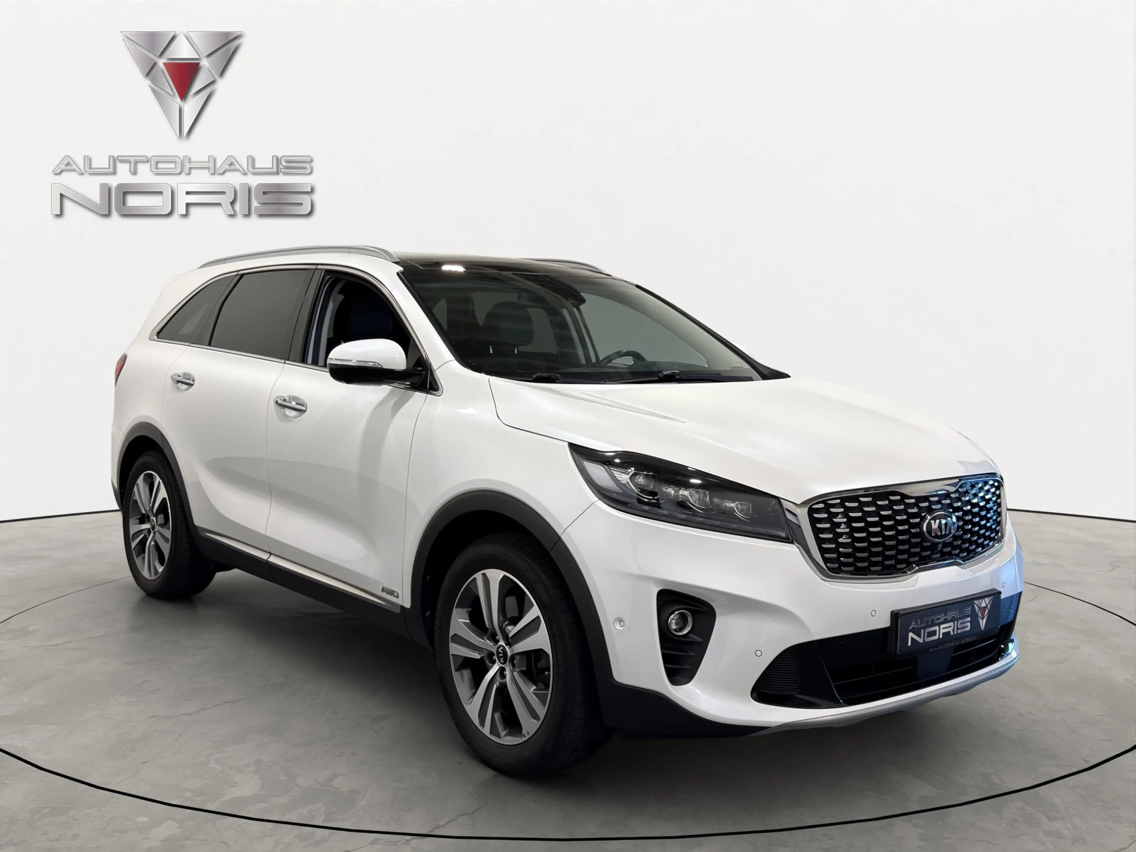 Kia Sorento 2.2CRDi Platinum Edition 4WD *PANO*AHK*STANDHEZUNG