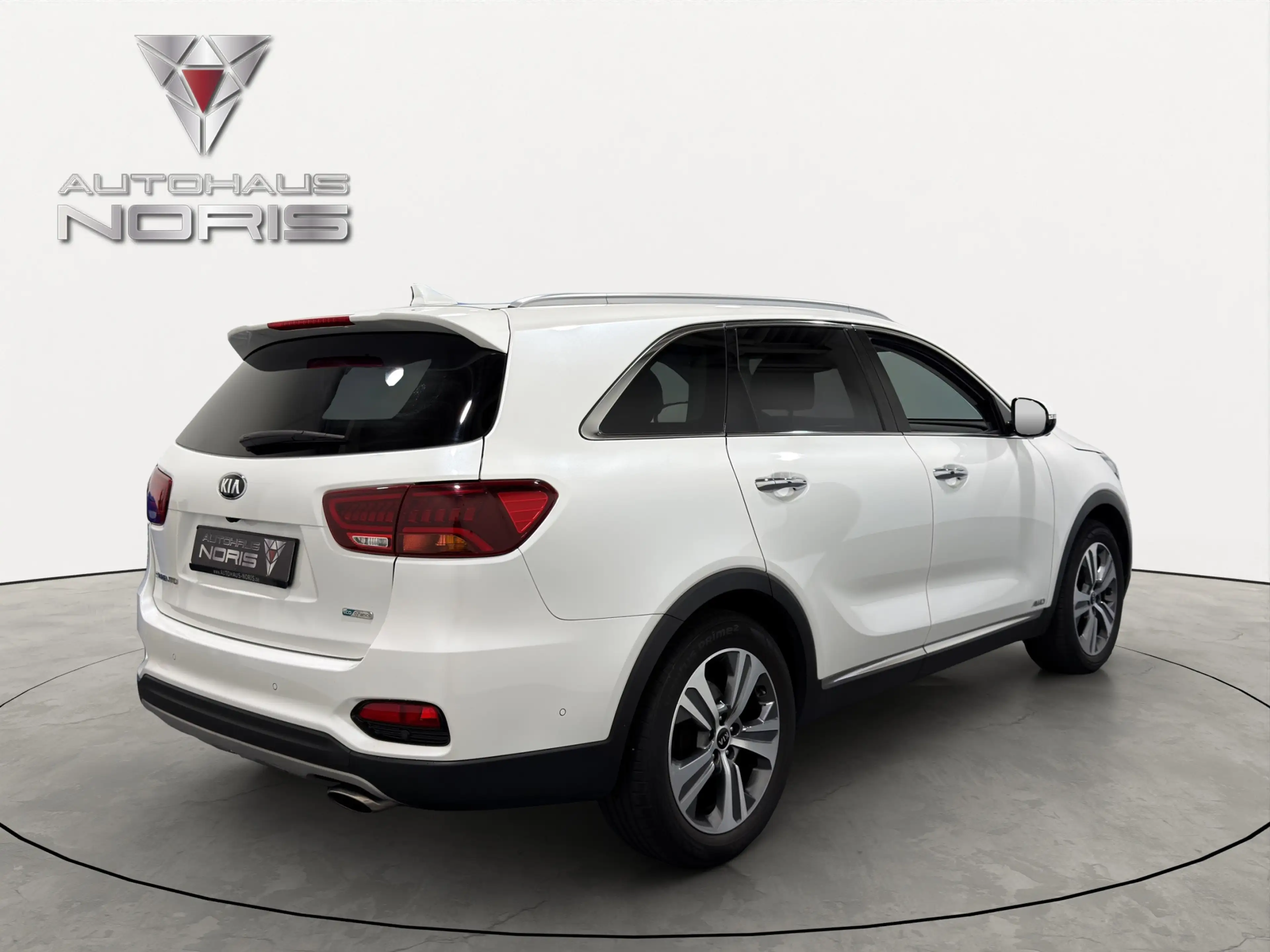 Kia Sorento 2.2CRDi Platinum Edition 4WD *PANO*AHK*STANDHEZUNG — photo 3