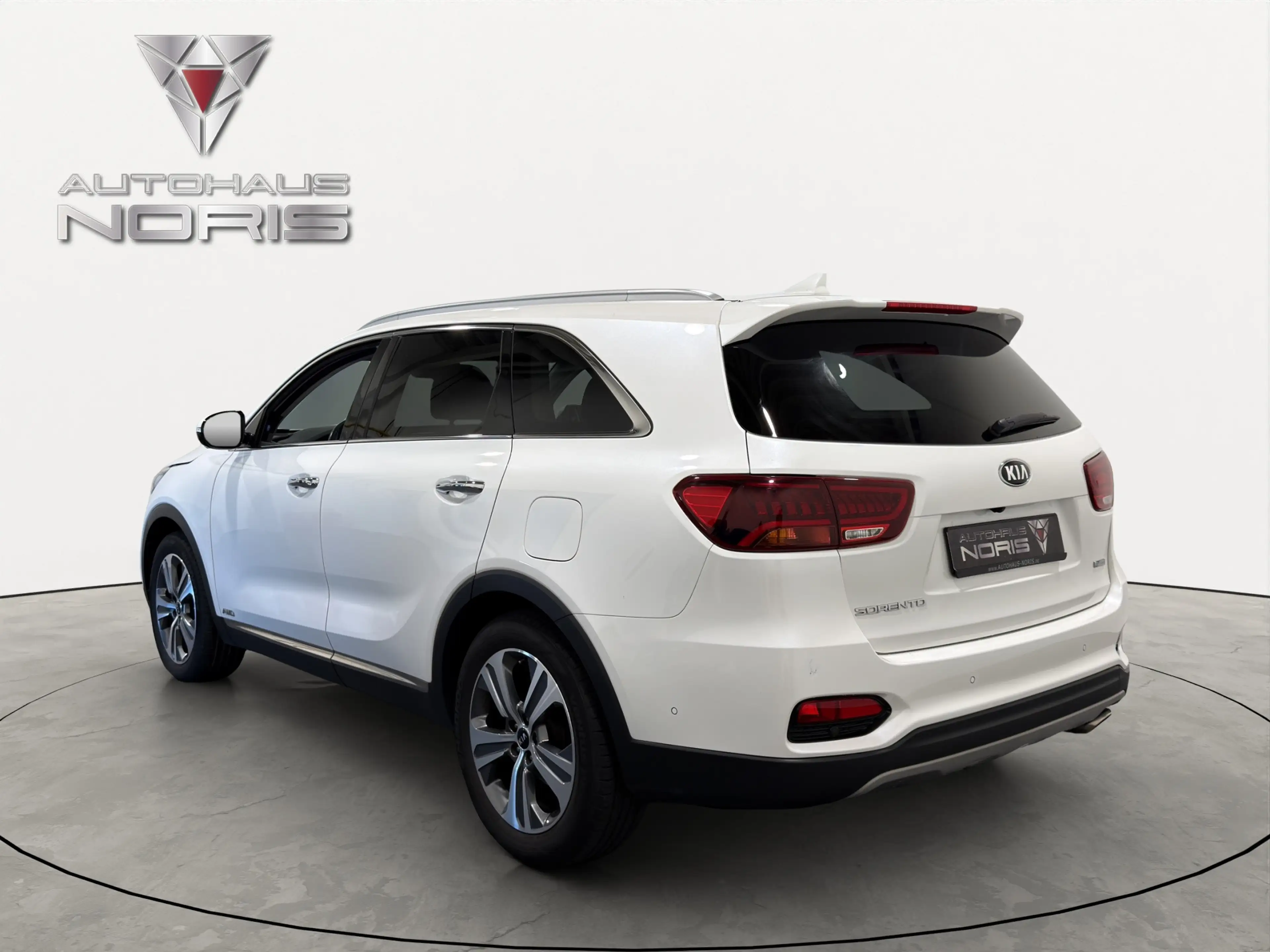 Kia Sorento 2.2CRDi Platinum Edition 4WD *PANO*AHK*STANDHEZUNG — photo 9