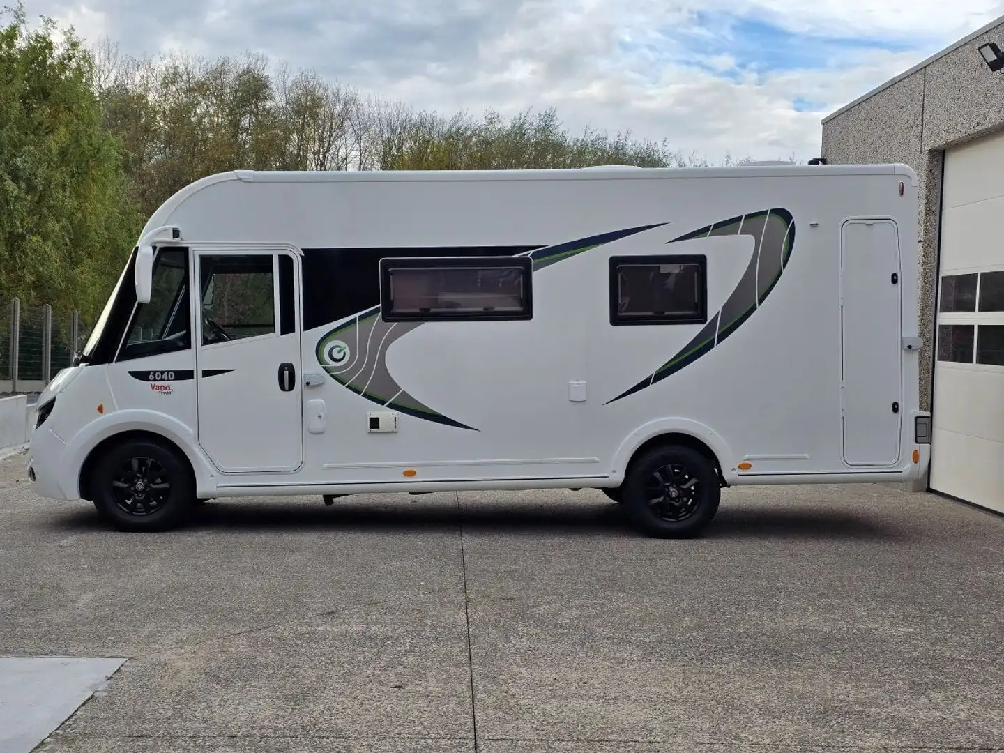 Caravans-Wohnm Chausson Weiß - 2