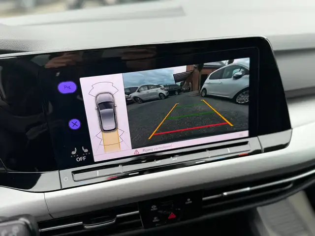 Volkswagen Golf view 17
