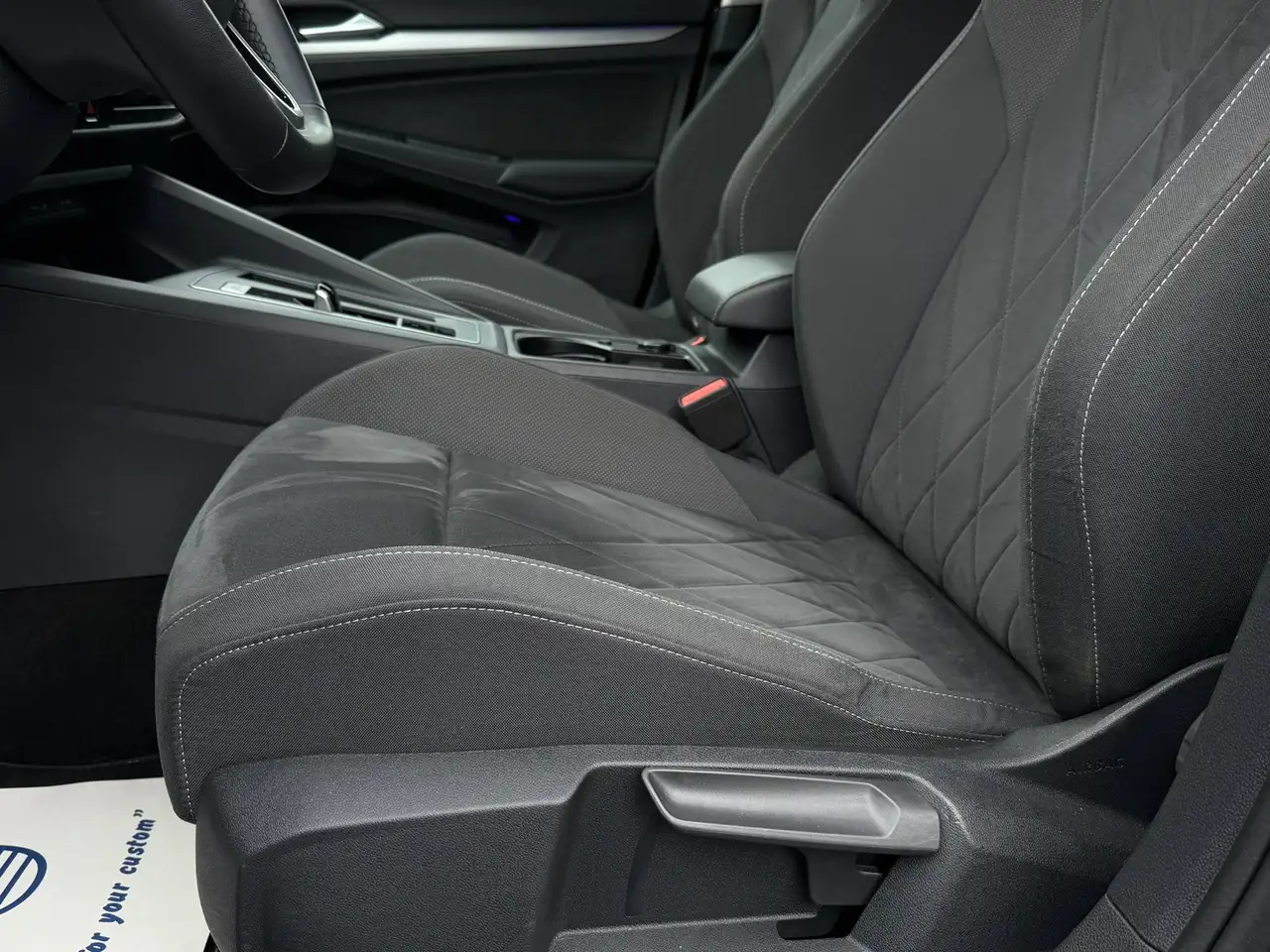 Volkswagen Golf 1.0 eTSI 2024 DSG Led Camera Zetelver. Garantie!, миниатюра 6
