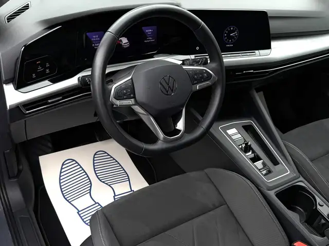 Volkswagen Golf view 5