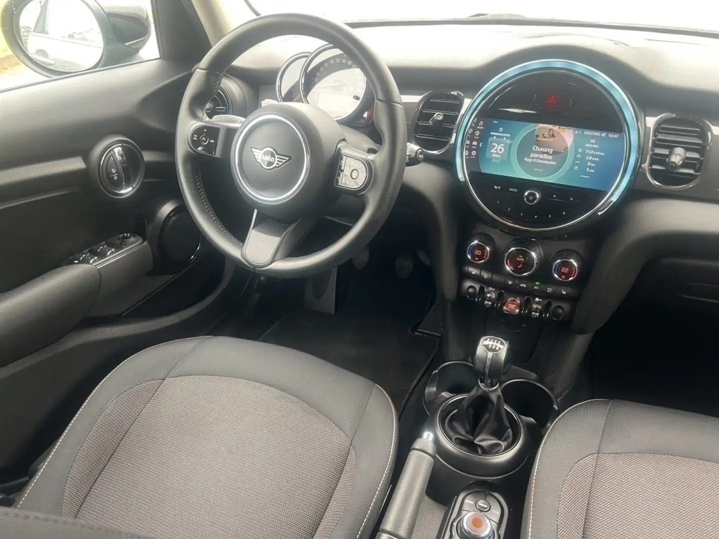 MINI Cooper 5-T. LED DAB SHZ PDC hinten Grau - 2