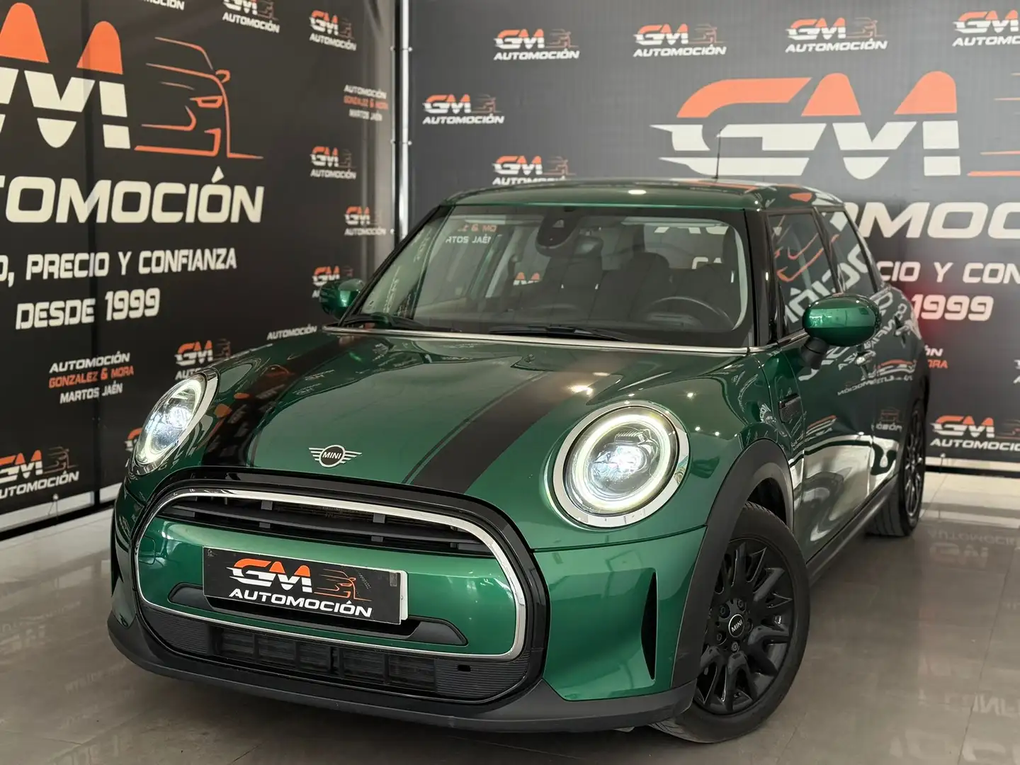 MINI Cooper 5 PUERTAS Verde - 2