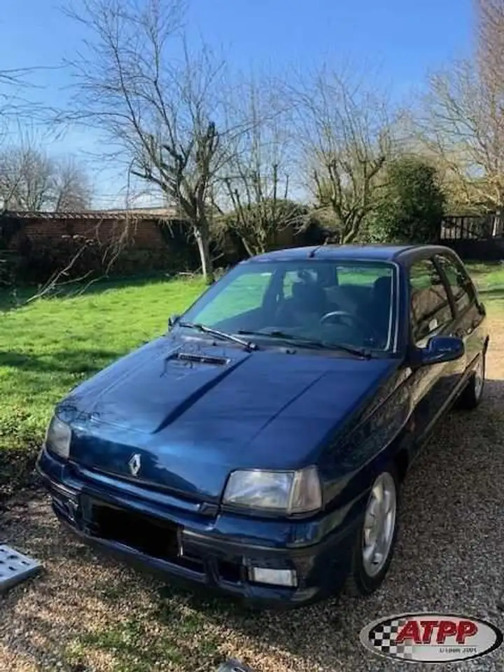 Renault Clio Citadine 3 portes — photo 3