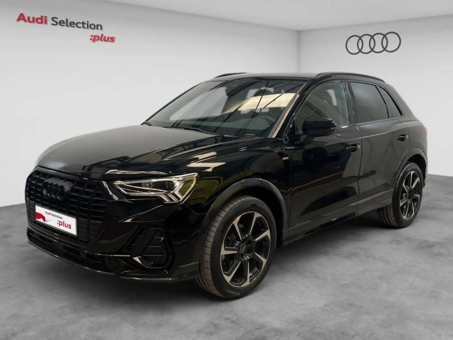 Audi Q3 35 TFSI Black line S tronic Noir - 1