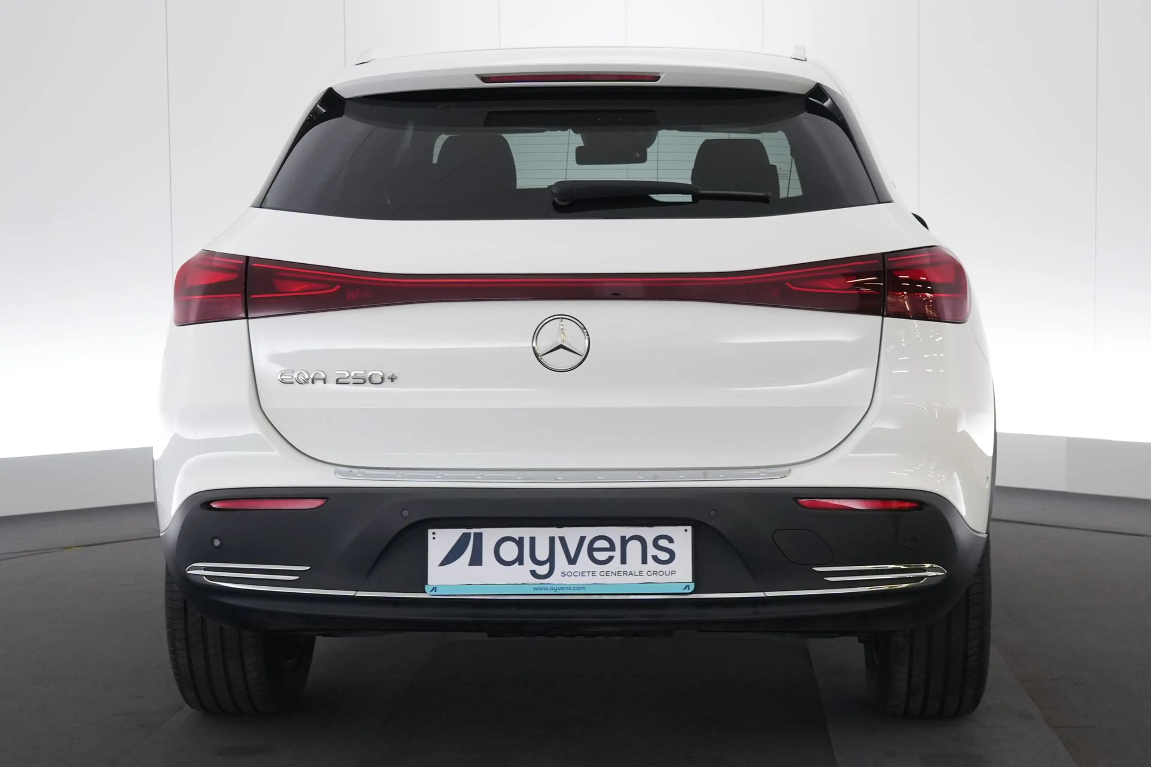 Mercedes-Benz EQA 250 250+ Luxury Line LEDER/CUIR LED GPS PDC CAM Verw. — photo 8