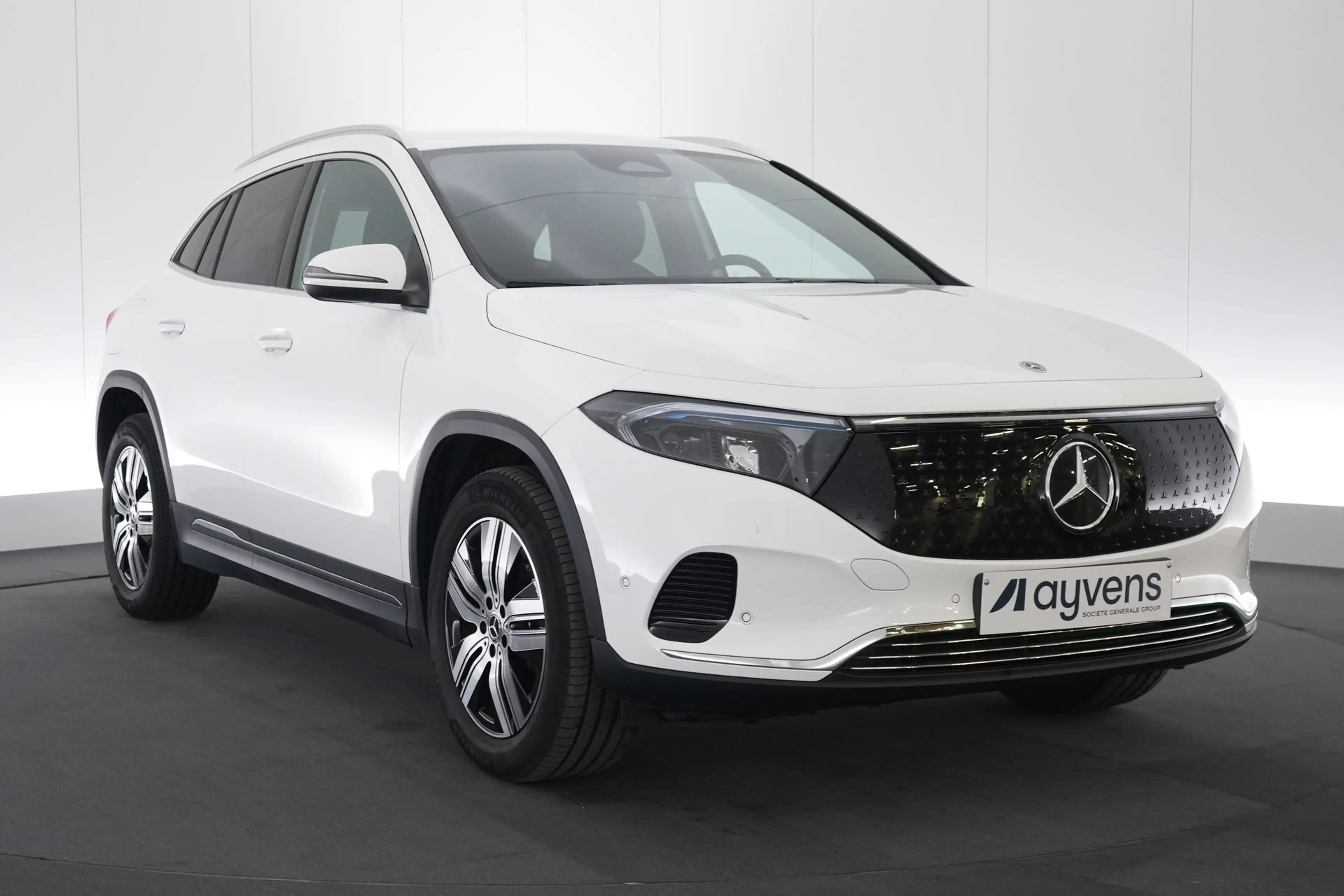 Mercedes-Benz EQA 250 250+ Luxury Line LEDER/CUIR LED GPS PDC CAM Verw. — photo 3