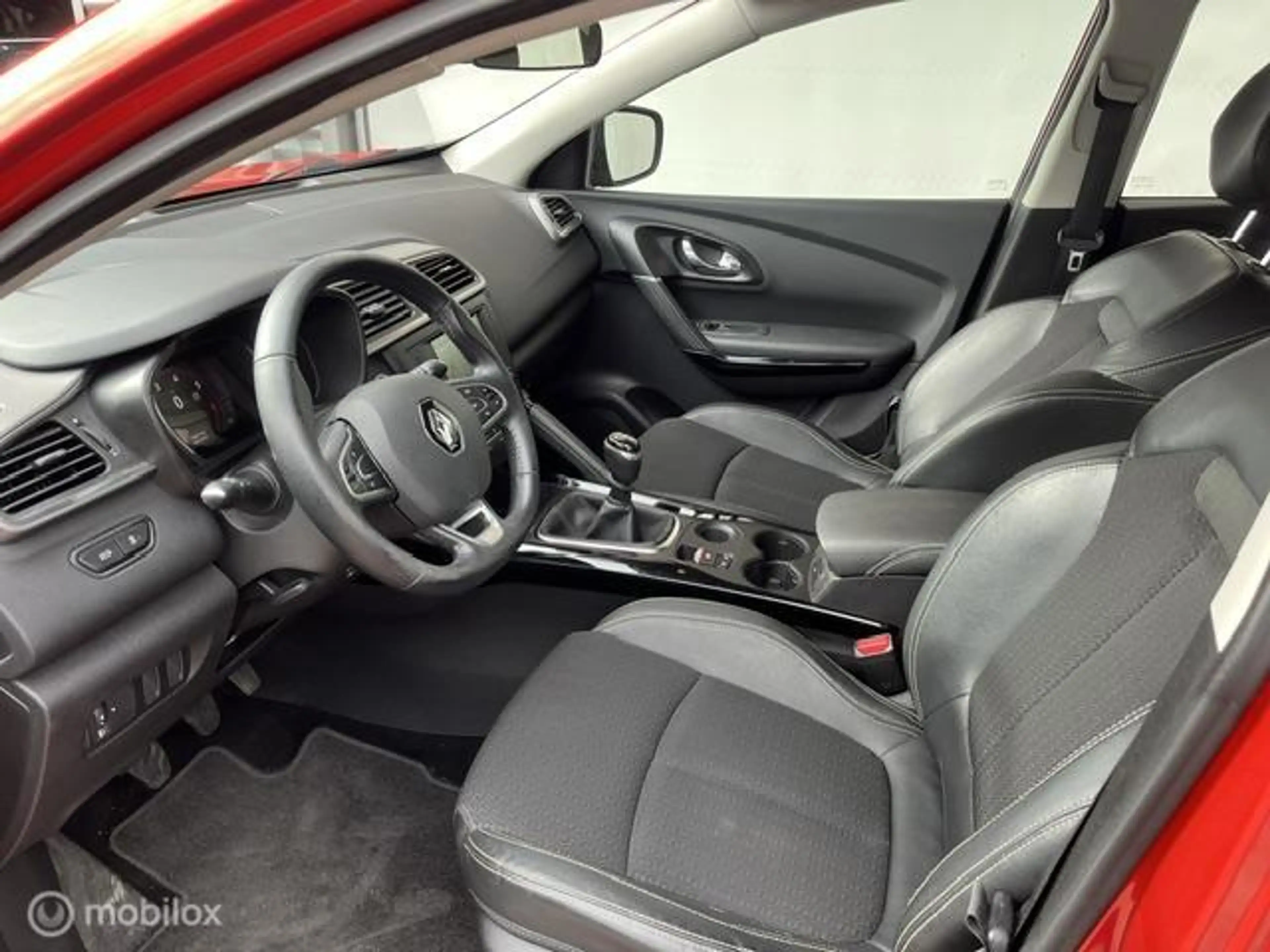 Renault Kadjar 1.2 TCe Bose — photo 14