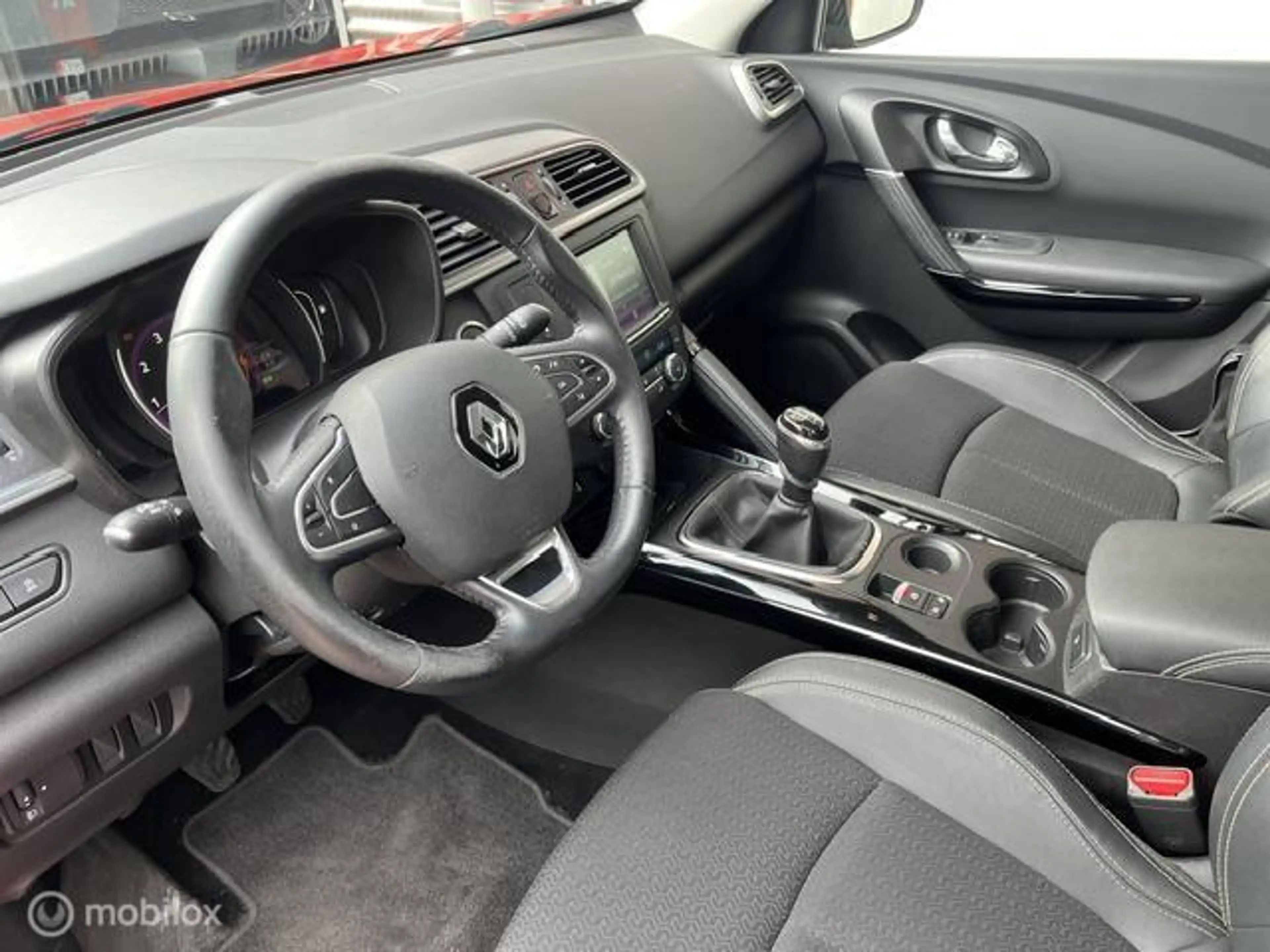 Renault Kadjar 1.2 TCe Bose — photo 15