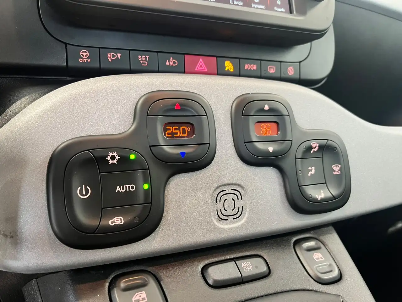 Fiat Panda 1.0 FireFly S&S Hybrid Garmin, миниатюра 15