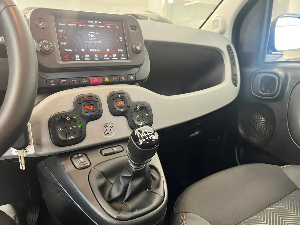 Fiat Panda 1.0 FireFly S&S Hybrid Garmin, миниатюра 14