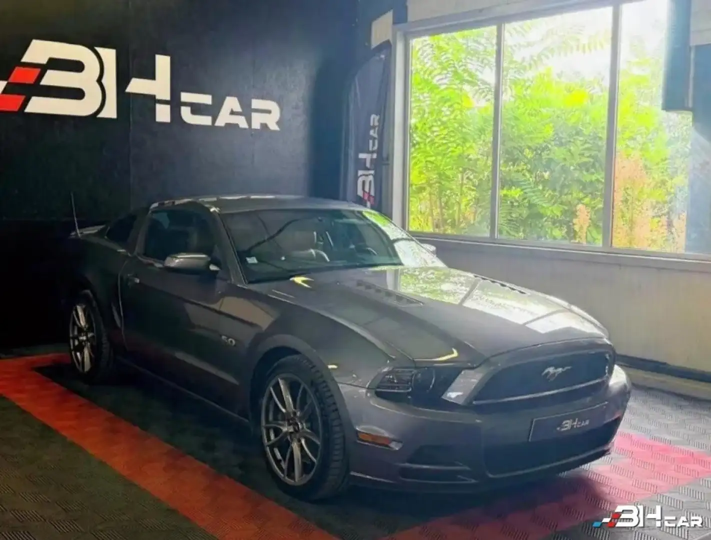 Ford Mustang FASTBACK 5.0 420 V8 GT TRACK PACK Grau - 1