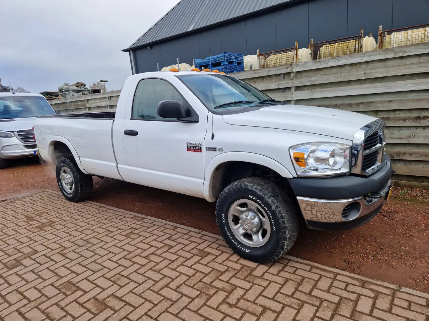 Dodge RAM 2500 Heavy Duty Blanc - 1