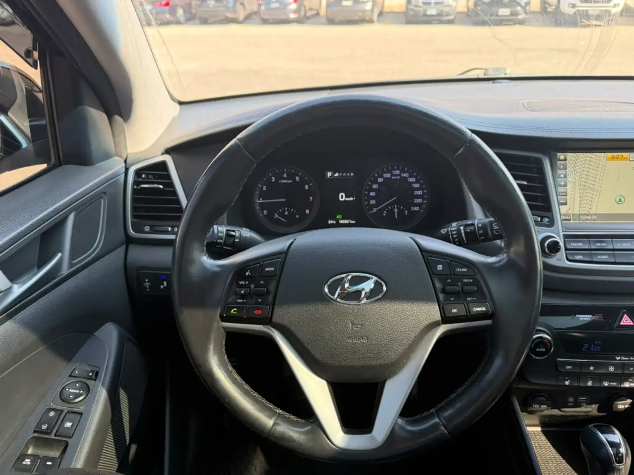 Hyundai TUCSON снимка Hyundai TUCSON