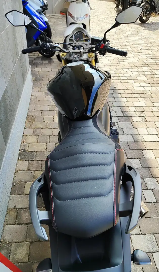 Honda Hornet Nero - 2