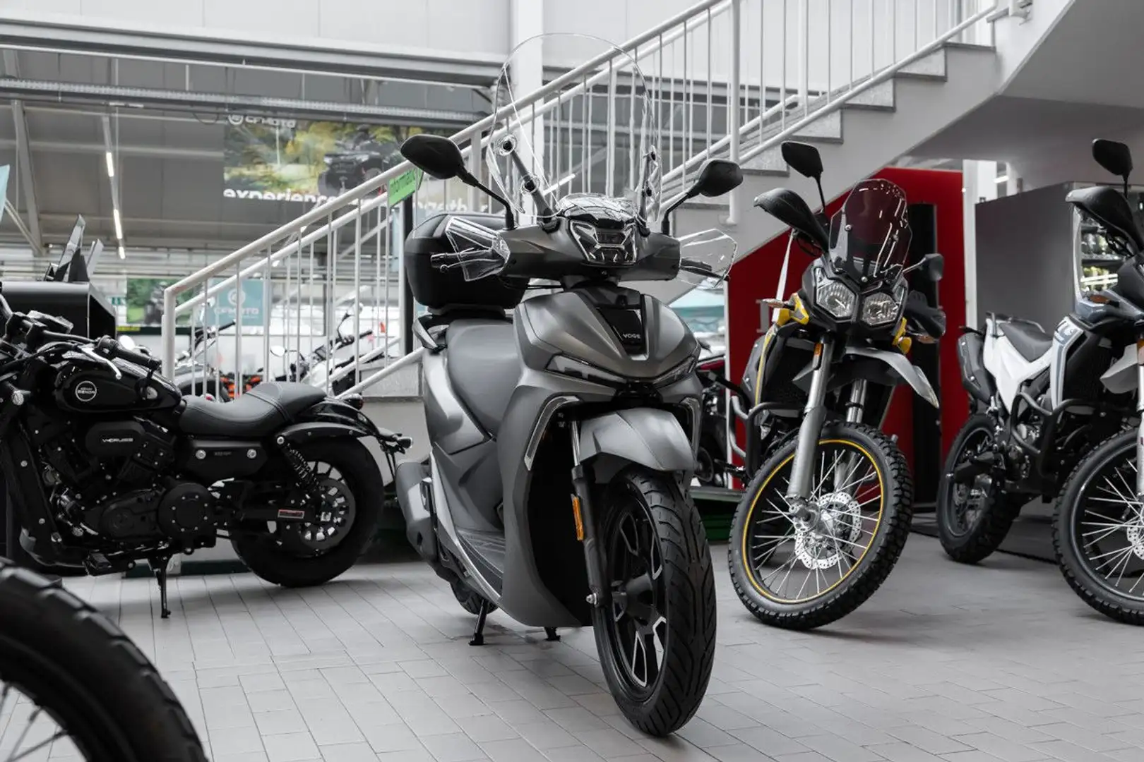 Voge SR16 125 ABS TCS E5+, sofort lieferbar Gris - 2