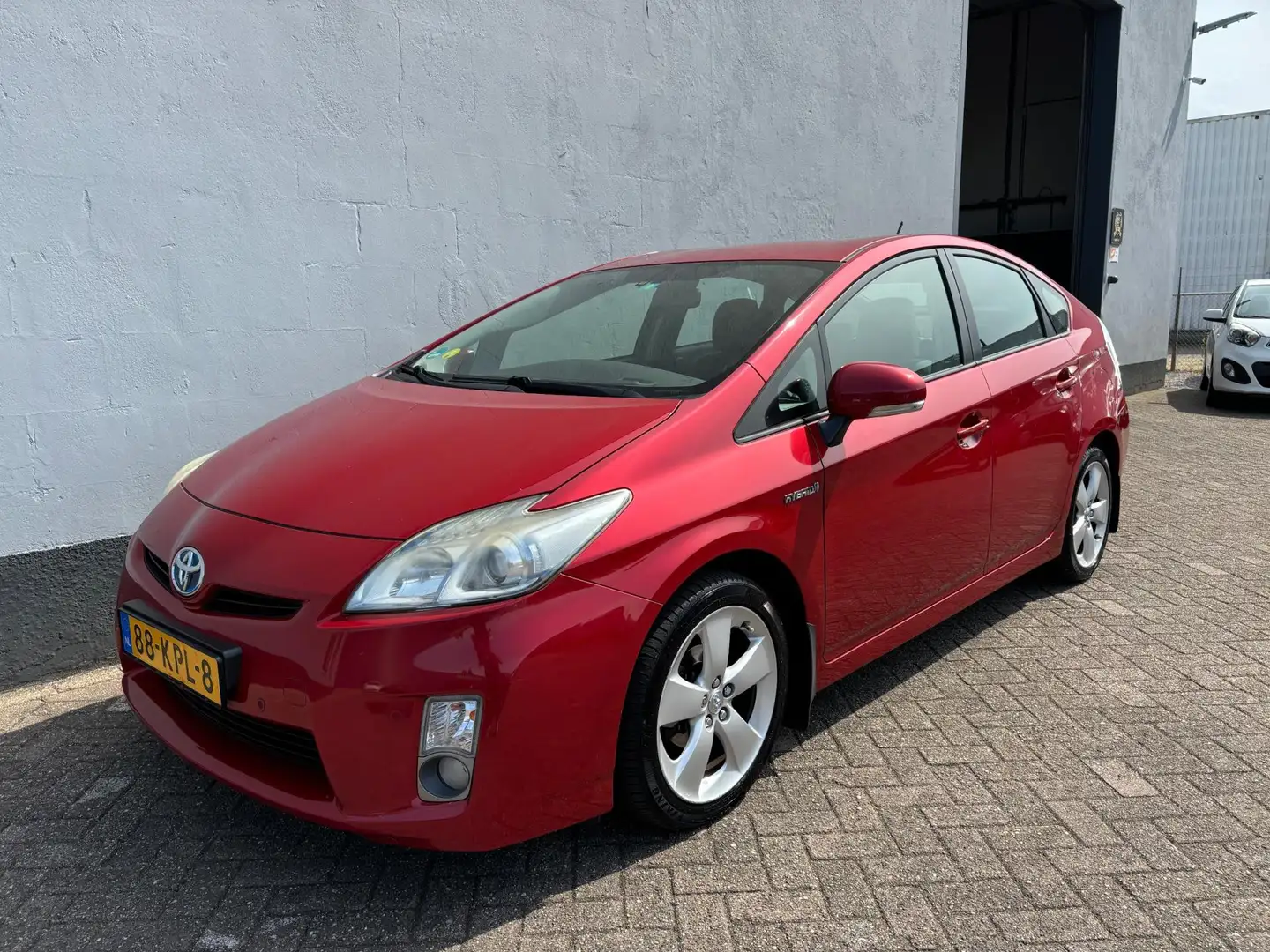 Toyota Prius 1.8 Aspiration Hybride AUT - Trekhaak Rosso - 1