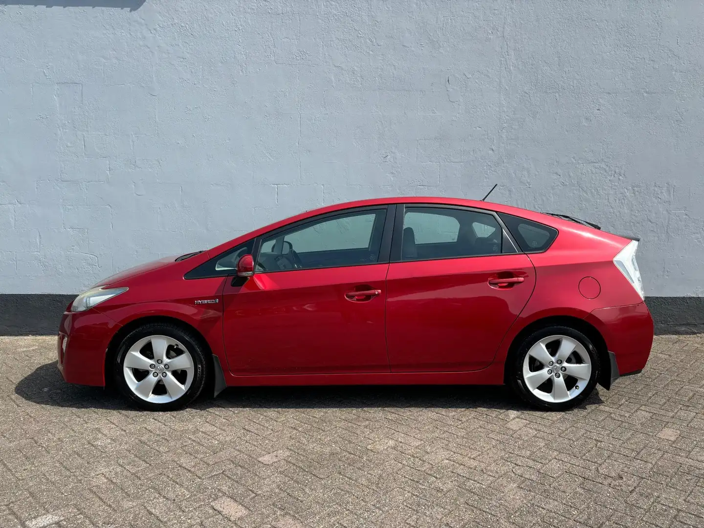 Toyota Prius 1.8 Aspiration Hybride AUT - Trekhaak Rosso - 2