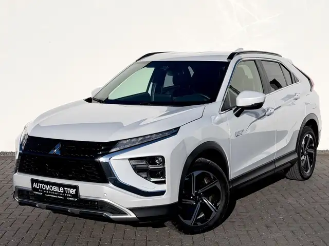 Mitsubishi Eclipse Cross Plus 2.4 Hybrid 4WD /NAVI/LED/CAM/