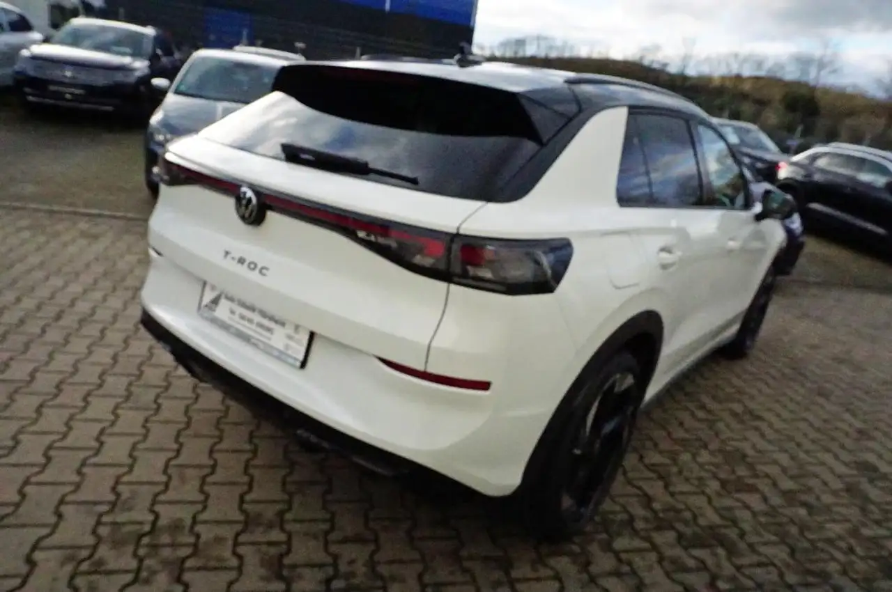 Volkswagen T-Roc R-Line "Black Style" 1.5 l TSI 7-Gang-DSG Navi,LED 10