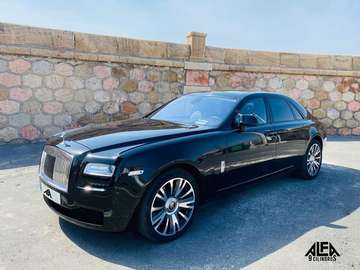 Berlina Automático de 4 Puertas