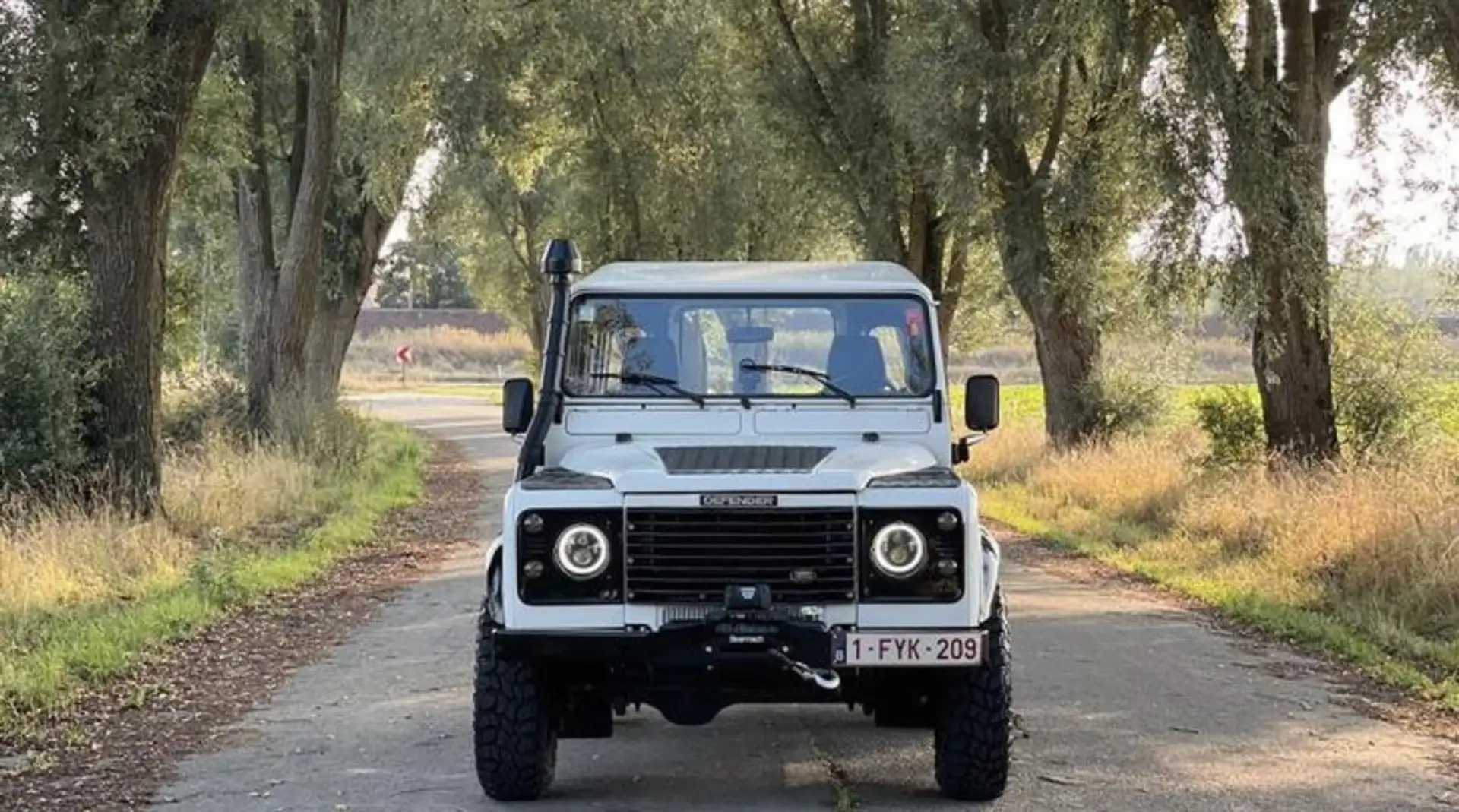 Land Rover Defender 90 Td5 Blanco - 2