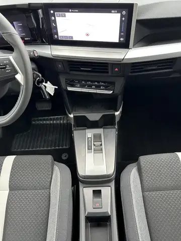 Opel Frontera view 13