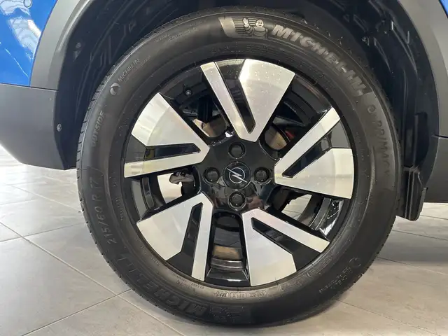 Opel Frontera view 3