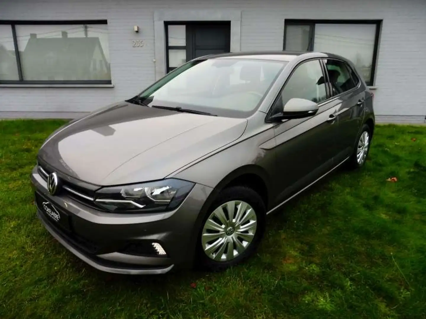Volkswagen Polo 1.0 TSi Navi/PDC/Airco/Bluetooth/USB/FrontAssist Grigio - 1