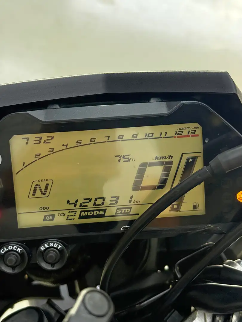 Yamaha MT-10 Nightfluo Grijs - 2