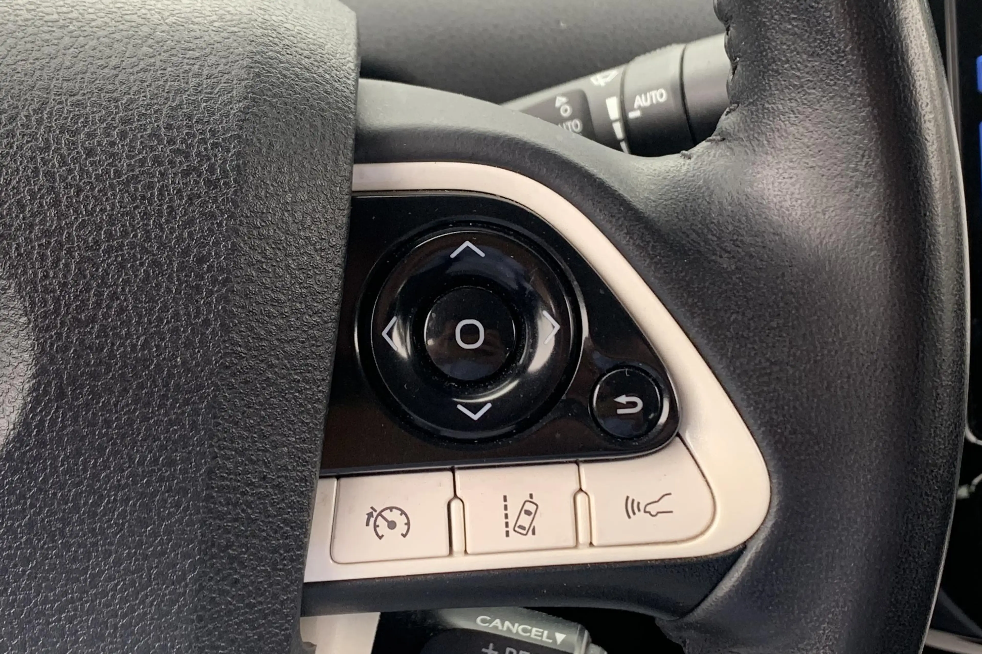 Toyota Prius 1.8 Plug-in Business Plus | Head-Up Display | Stoe — photo 13