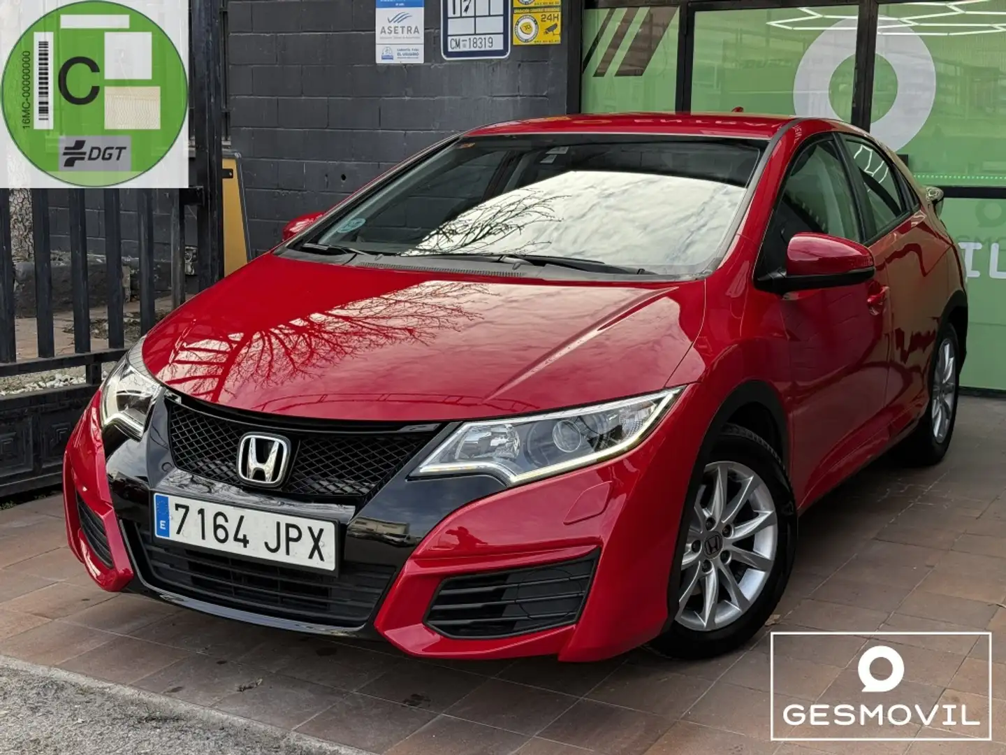 Honda Civic 1.6 i-DTEC Comfort Červená - 1