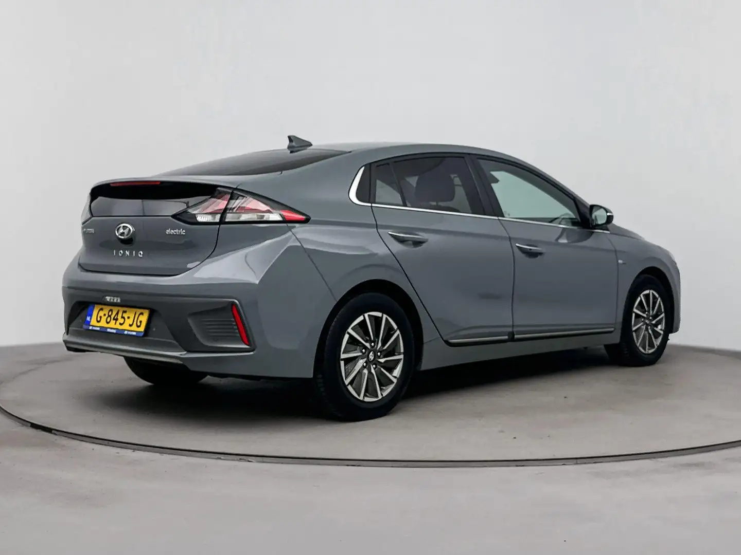 Hyundai IONIQ COMFORT EV 38 kWh | NAVI | CAMERA | CLIMA | CRUISE Gris - 2