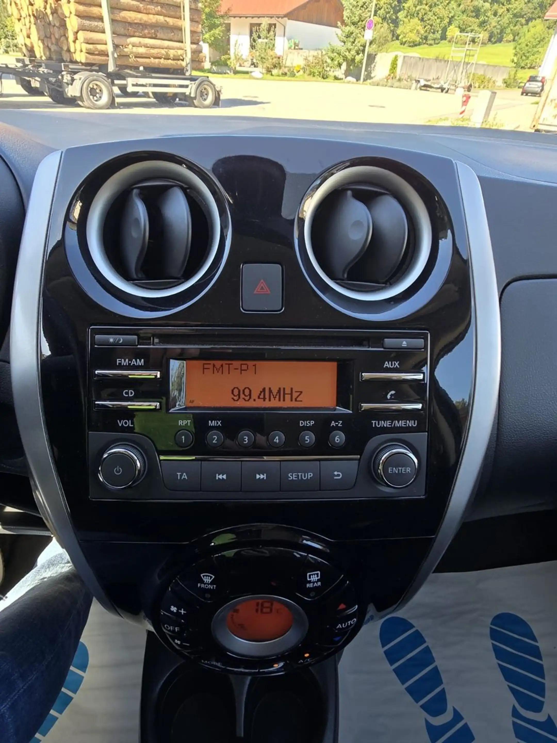 Nissan Note Acenta Standheizung — photo 16