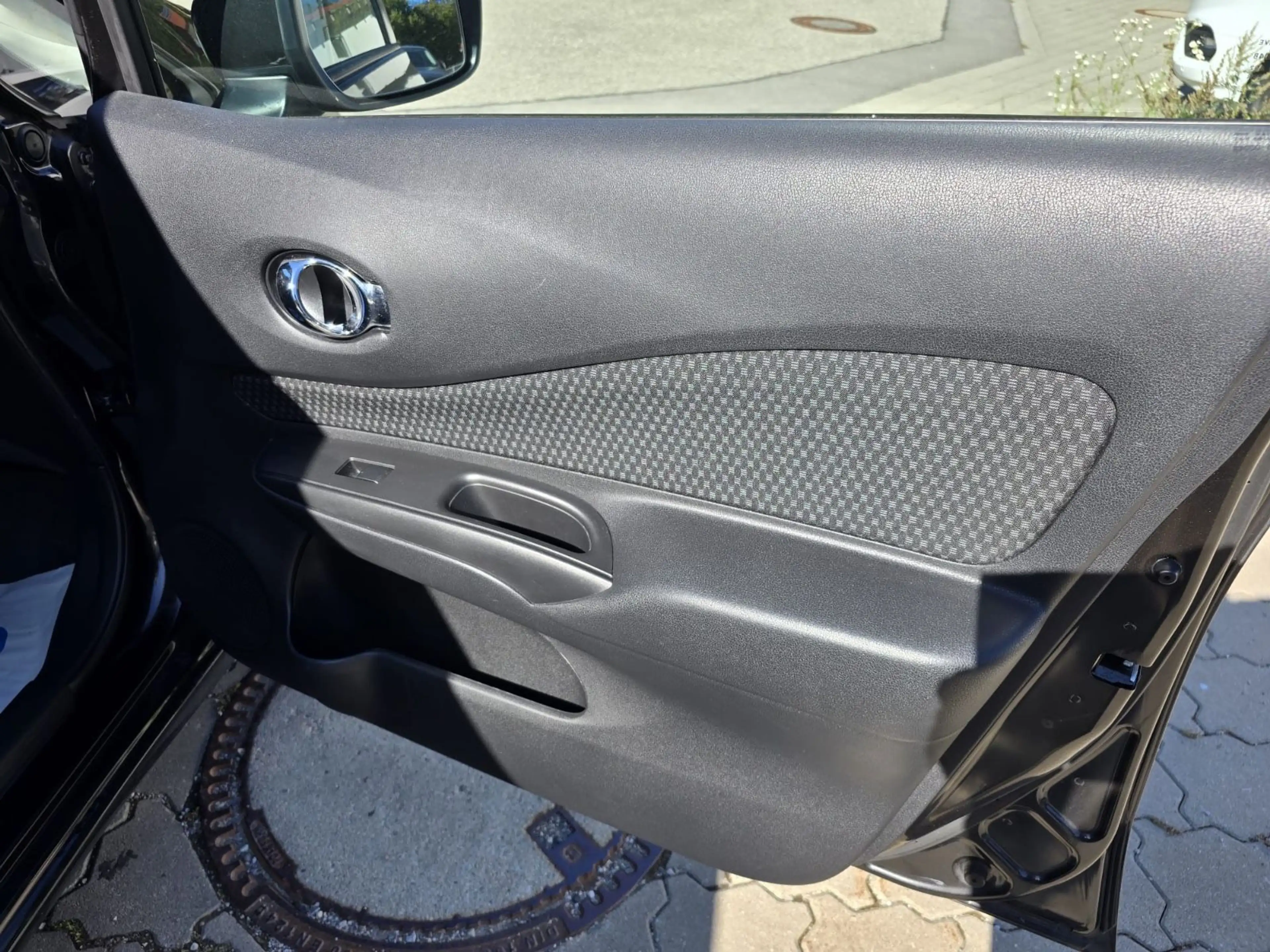 Nissan Note Acenta Standheizung — photo 26