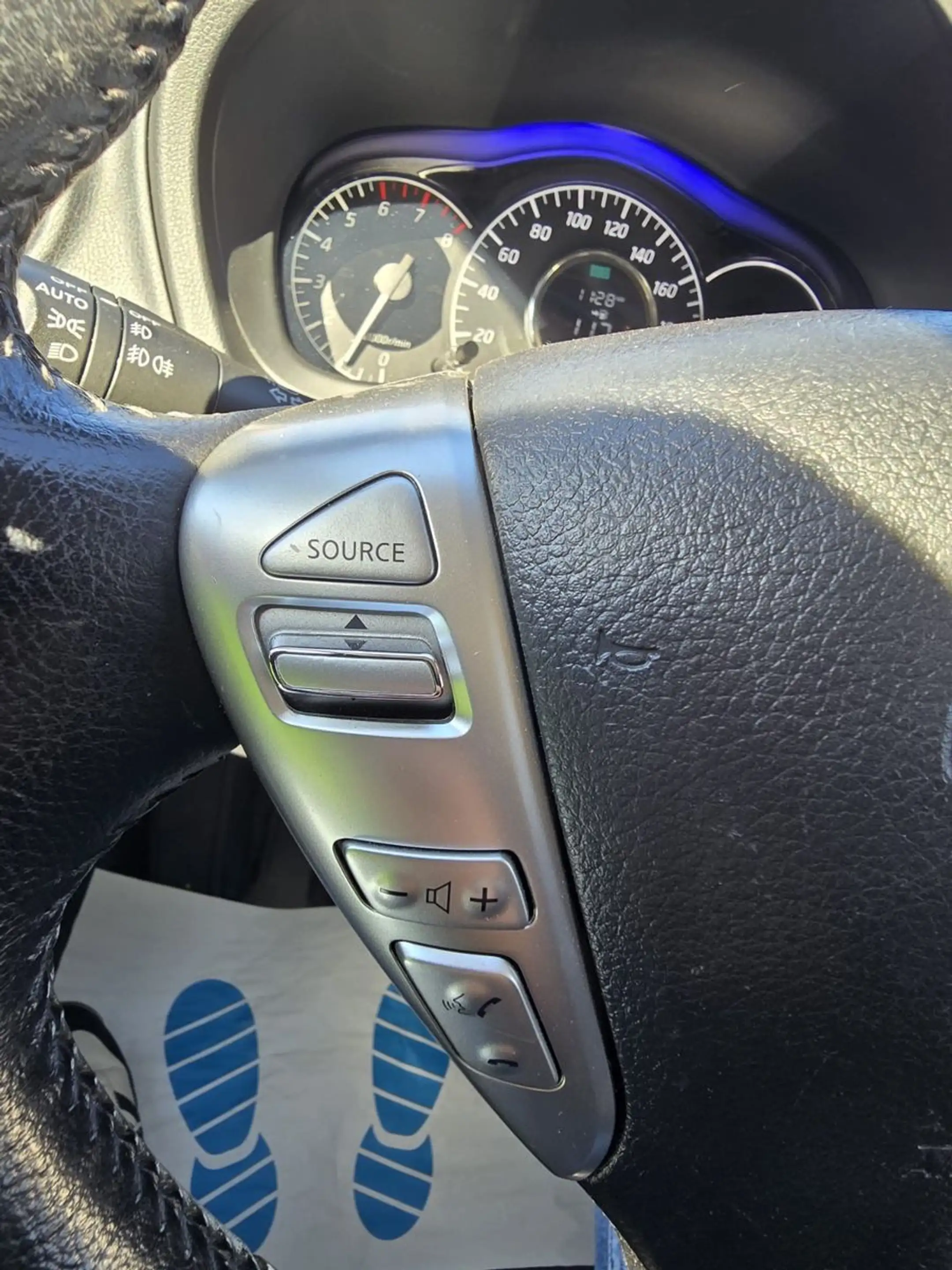 Nissan Note Acenta Standheizung — photo 20