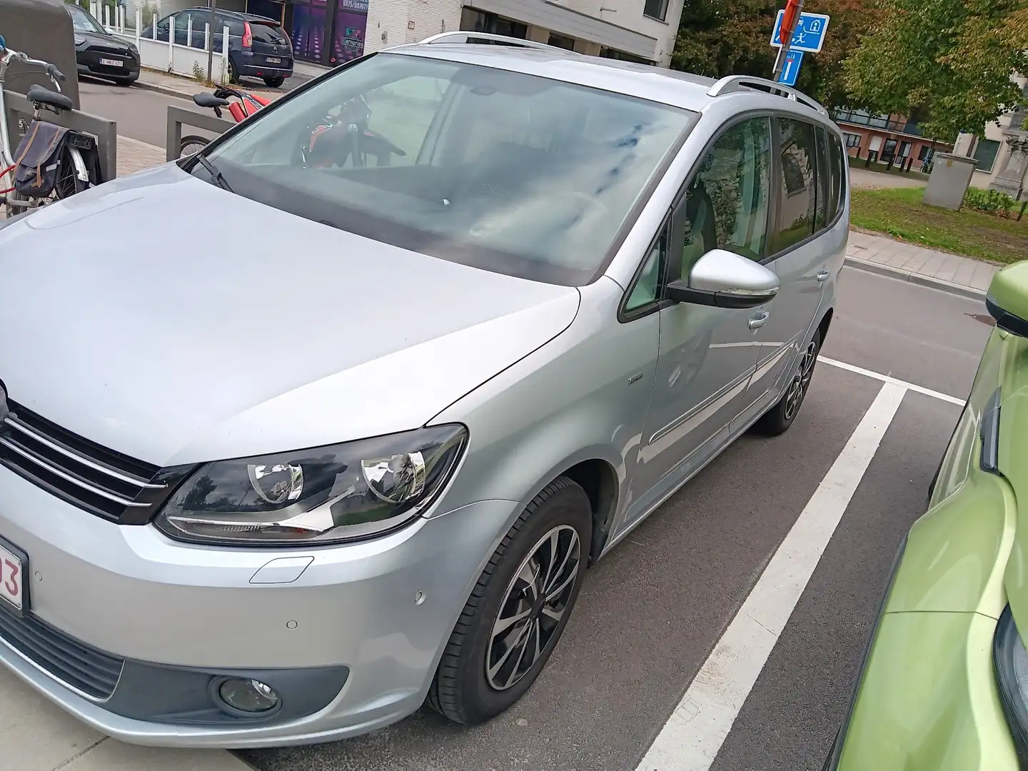 Volkswagen Touran 1.6 TDI DPF Life - 2