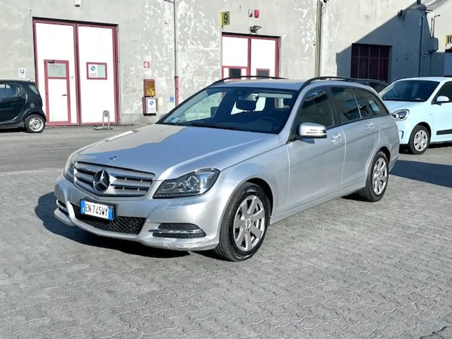Mercedes-Benz C 200 Classe C SW cdi Elegance Auto. Uniproprietario srebrna - 1