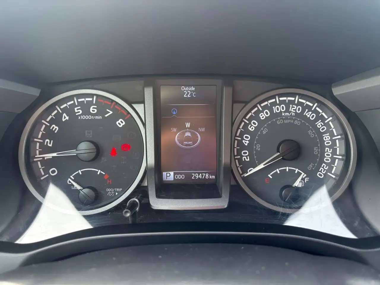 Toyota Tacoma снимка Toyota Tacoma