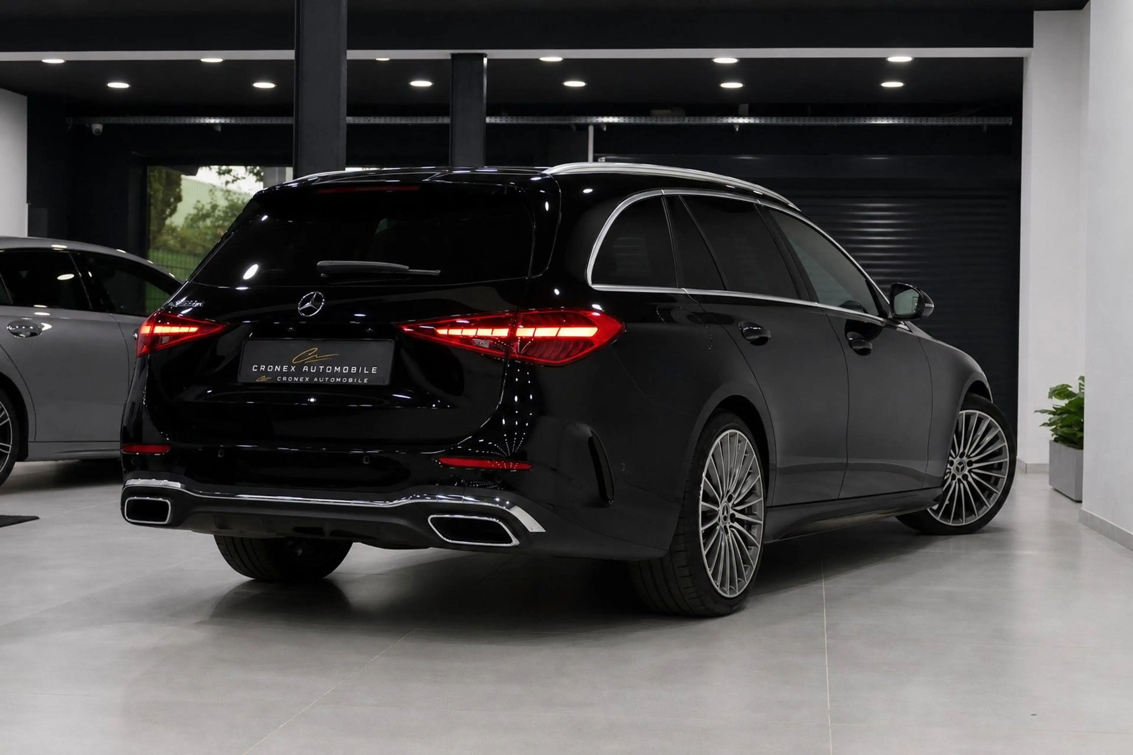 Mercedes-Benz C 220 T AMG Line/AHK/LED/BURMESTER/MBUX/19"/PA — photo 2