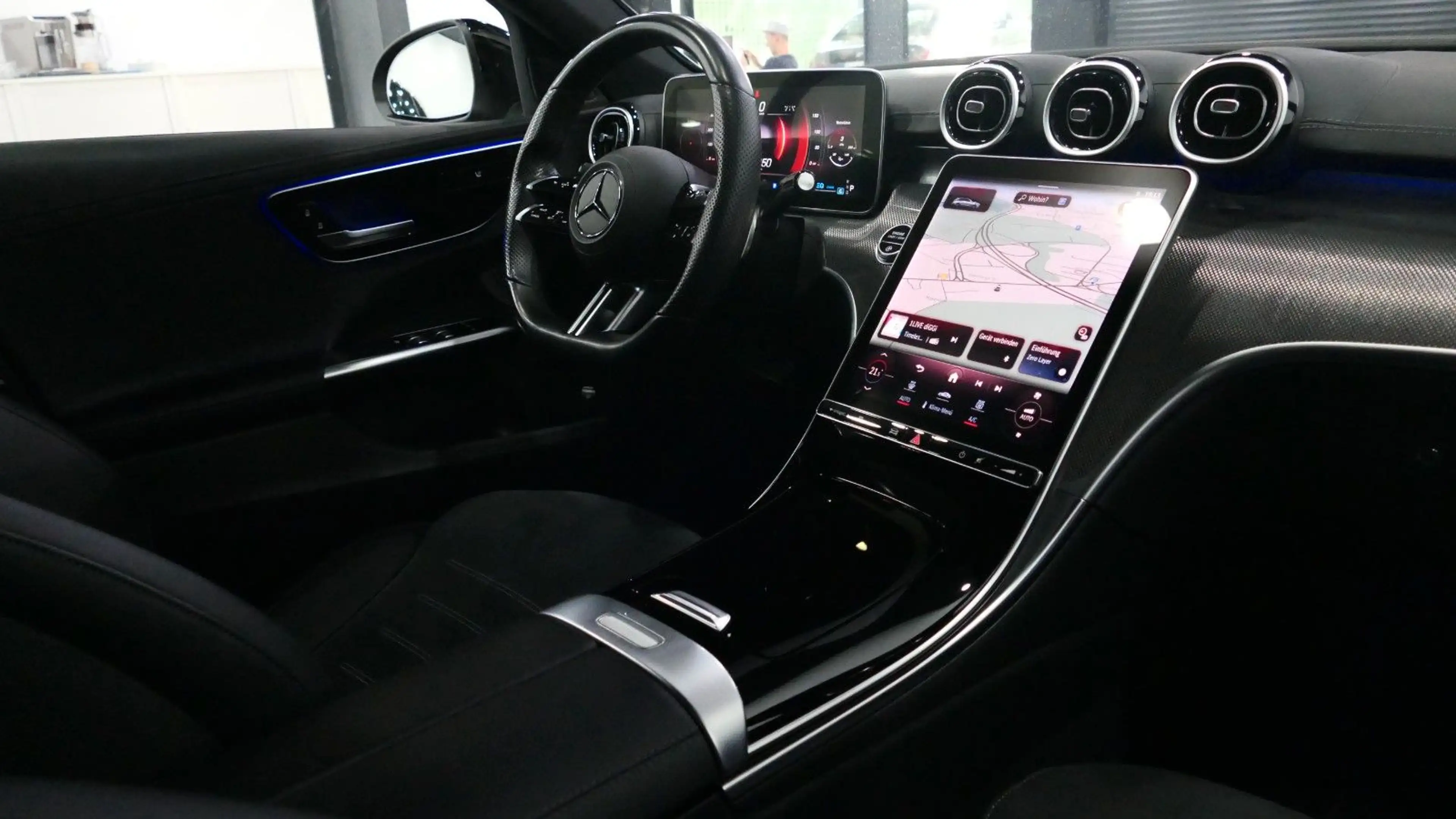 Mercedes-Benz C 220 T AMG Line/AHK/LED/BURMESTER/MBUX/19"/PA — photo 4