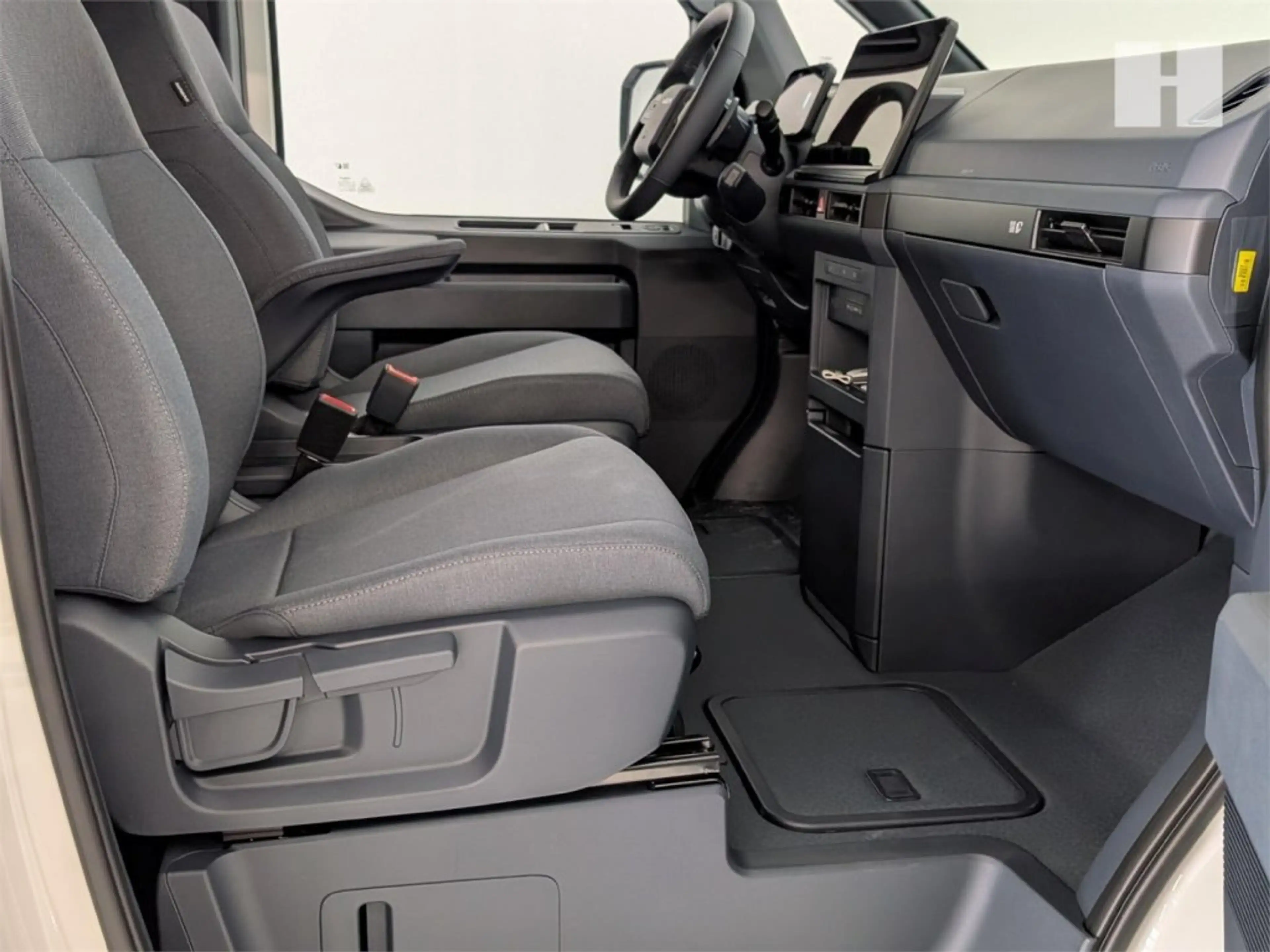 Kia PV5 Cargo PV5/CARGO/L2H1/4DR/VISION/71,2KWH/AT/163 — photo 10