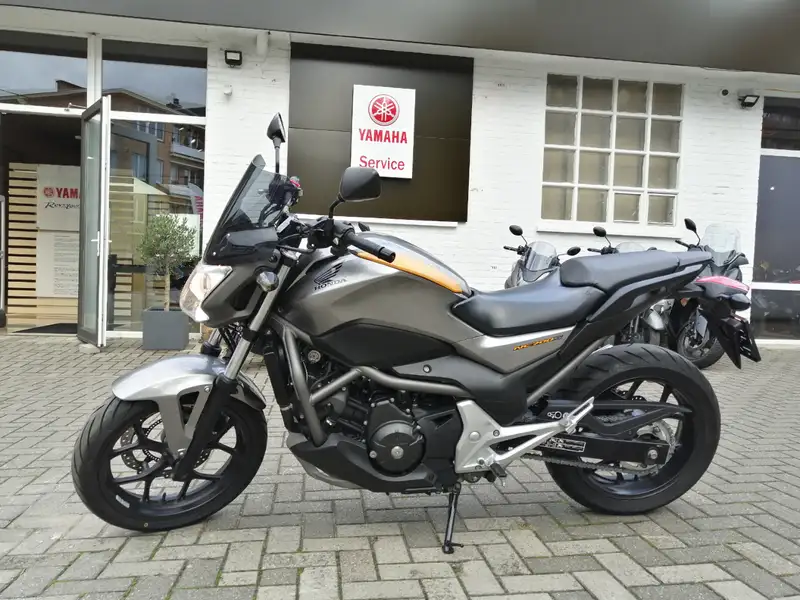 Honda NC 700 - foto 2